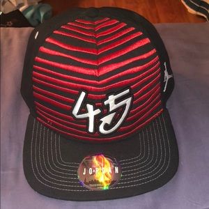 New men’s Jordan hat